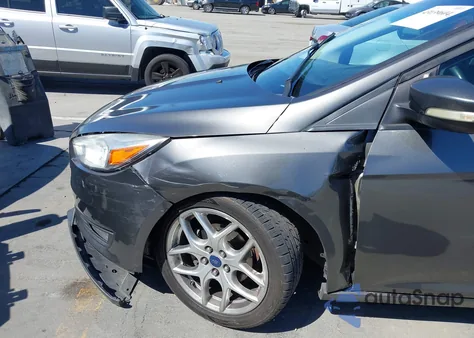 2015 Ford Focus Se из США, поврежденный, VIN 1FADP3K21FL231869